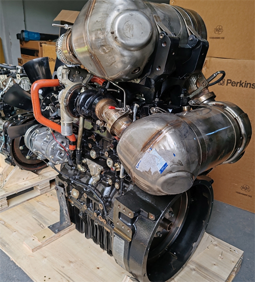 珀金斯Perkins904J-E36TA發(fā)動(dòng)機(jī)加速時(shí)回火有哪些原因?